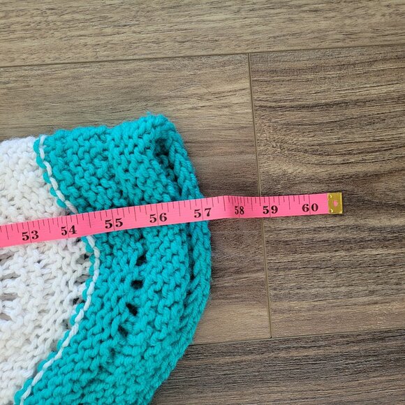 Hand-made Colorful Wave Pattern blanket - Picture 4 of 8